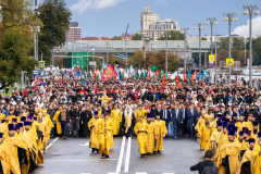 Патриаршее служение в праздник Собора Московских святых в Храме Христа Спасителя. Общемосковский крестный ход