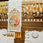 Епископ Бронницкий Парамон совершил Литургию в храме Всемилостивого Спаса в Митине