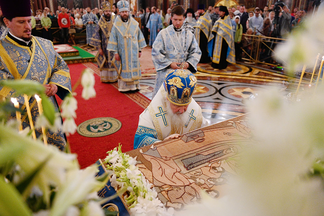 Храм Христа Спасителя Патриарший трон